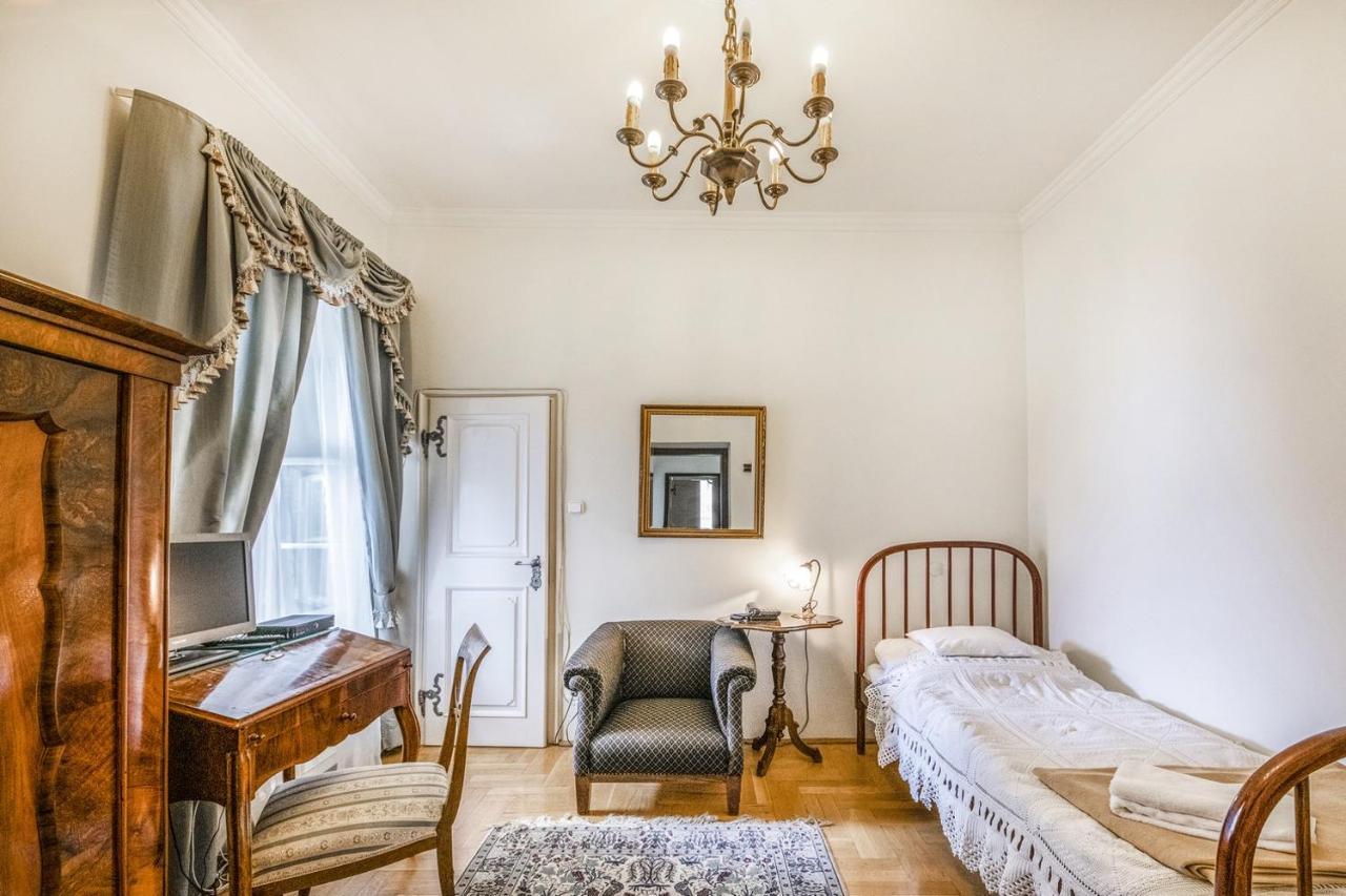 Academy Pension Budapešť Exteriér fotografie