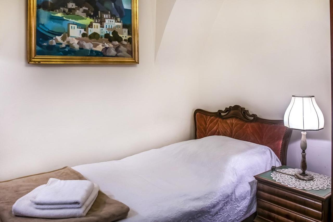 Academy Pension Budapešť Exteriér fotografie